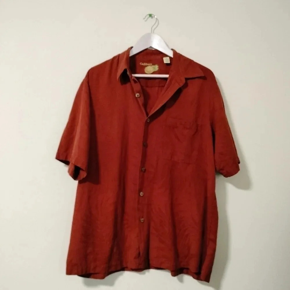 Men's Caribbean Size Medium Silk Blend Tropical Rust Top Button Up